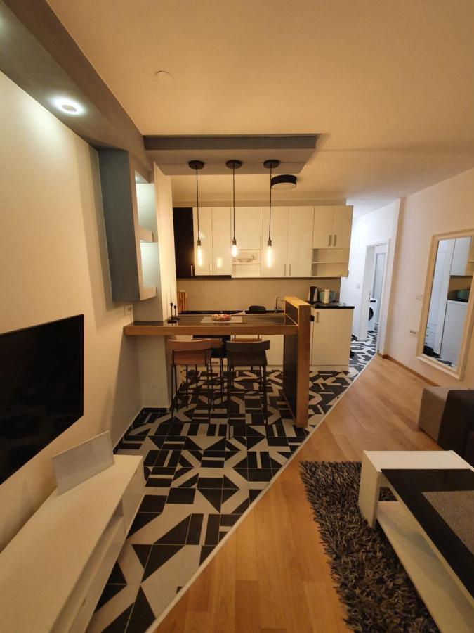 Apartament Lux Opera 2 Banja Luka Zewnętrze zdjęcie